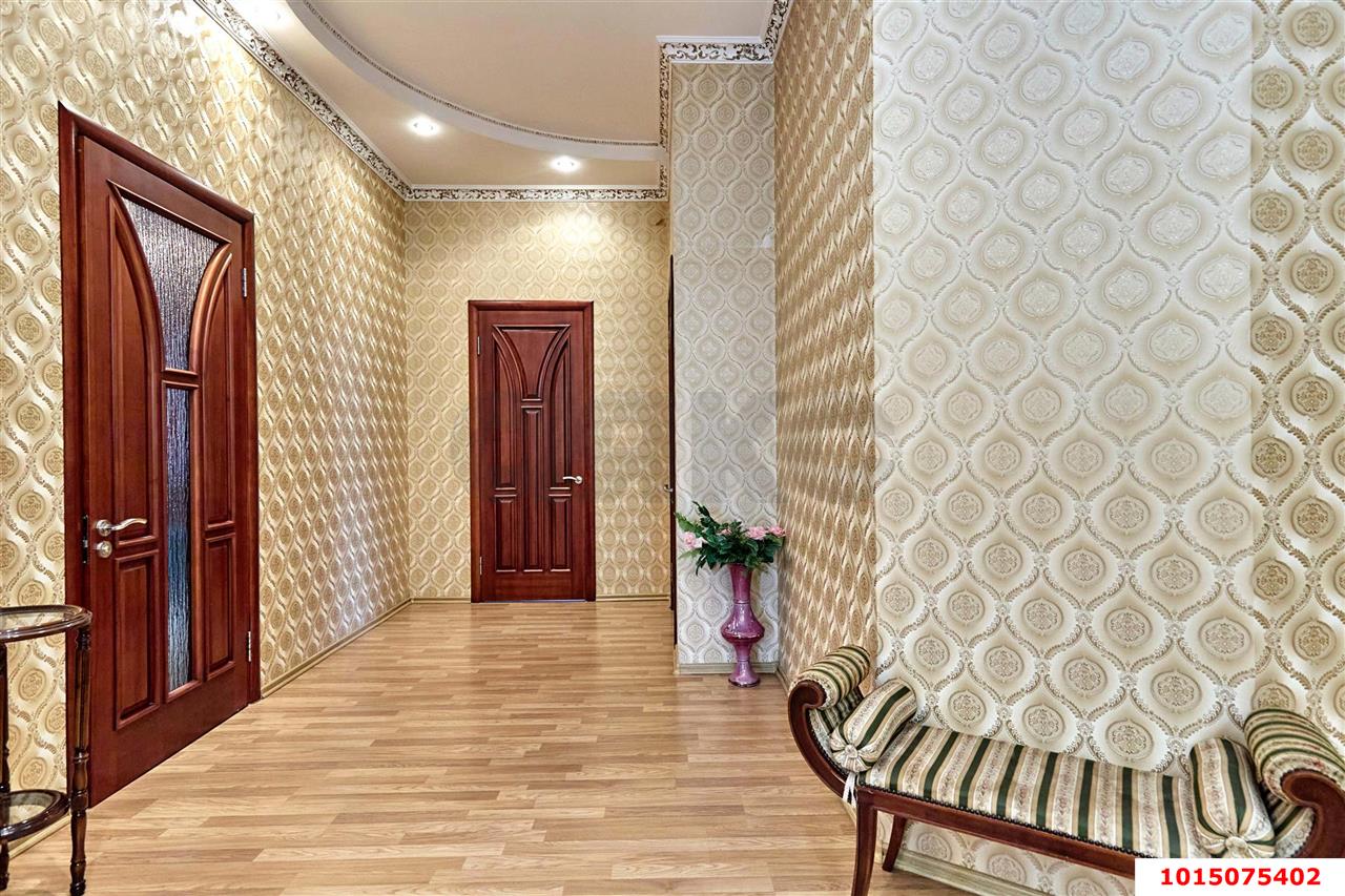 Фото №14: Дом 264&nbsp;м² + 8.04&nbsp;сот., 1&nbsp;эт. - Краснодар, Прикубанский внутригородской округ, Калинино, мкр. Завод Радиоизмерительных Приборов, ул. Калмыкская, 10