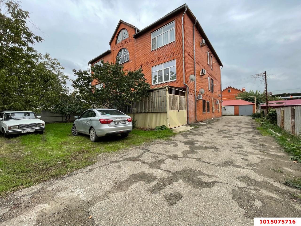 Фото №1: 2-комнатная квартира 51&nbsp;м², 1/3&nbsp;эт. - Краснодар, мкр. Прикубанский внутригородской округ, ул. Тепличная, 66