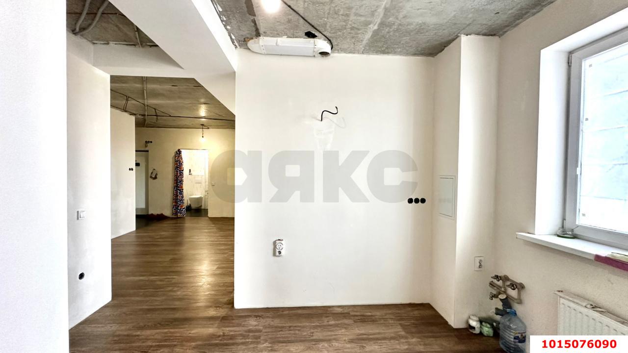 Фото №11: 3-комнатная квартира 90&nbsp;м², 2/24&nbsp;эт. - Краснодар, Прикубанский внутригородской округ, Россинского, мкр. жилой комплекс Титаны, б-р Адмирала Пустошкина, 11