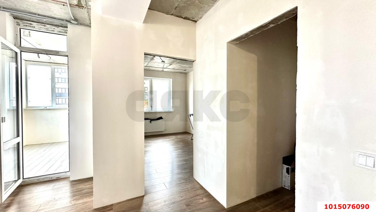 Фото №8: 3-комнатная квартира 90&nbsp;м², 2/24&nbsp;эт. - Краснодар, Прикубанский внутригородской округ, Россинского, мкр. жилой комплекс Титаны, б-р Адмирала Пустошкина, 11