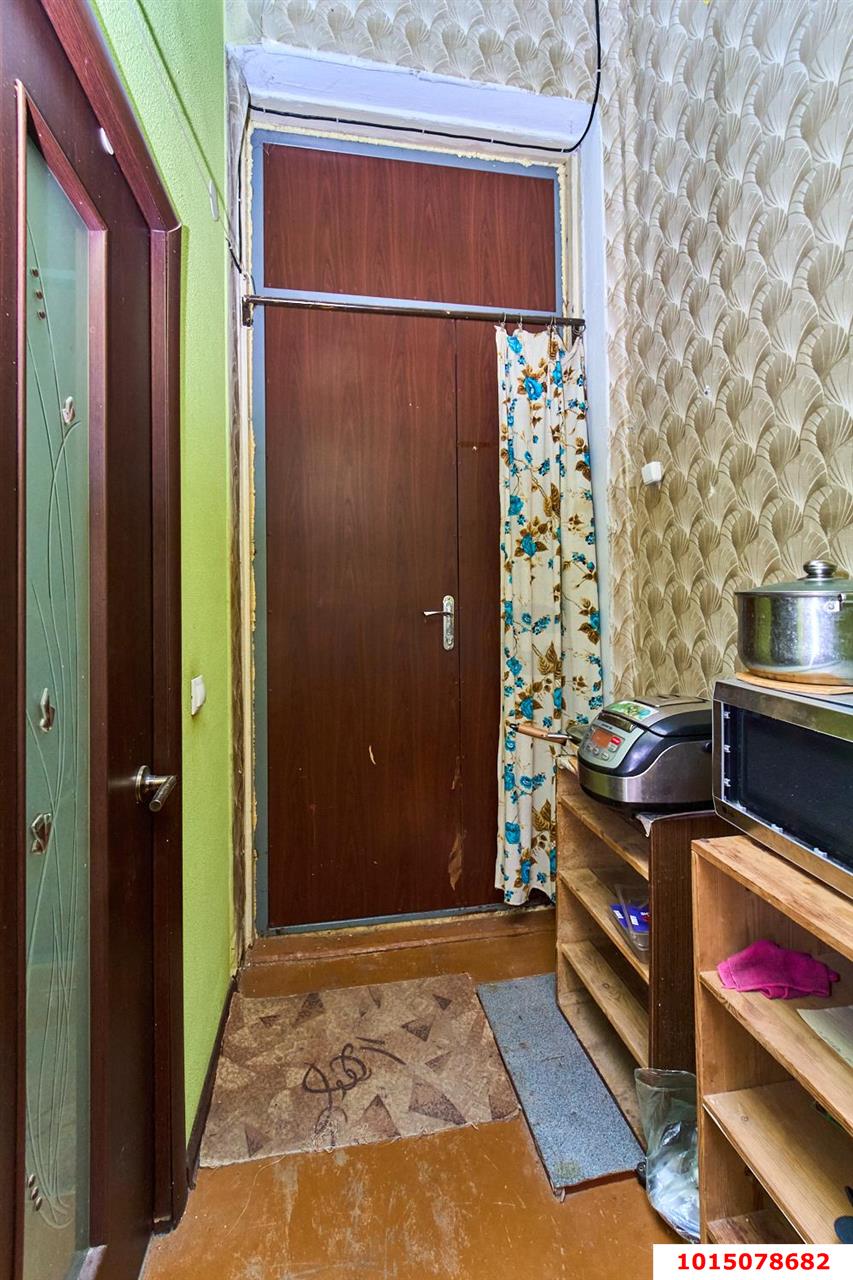 Фото №7: Студия 19&nbsp;м², 2/2&nbsp;эт. - Краснодар, Центральный внутригородской округ, мкр. Центральный, ул. Карасунская, 79