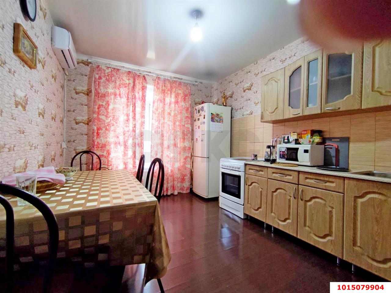 Фото №2: 2-комнатная квартира 51&nbsp;м², 1/6&nbsp;эт. - Краснодар, Карасунский внутригородской округ, ж/м Пашковский, ул. Кирова, 234