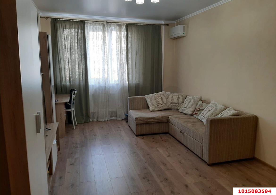 Фото №1: 1-комнатная квартира 55&nbsp;м², 10/17&nbsp;эт. - Краснодар, Прикубанский внутригородской округ, мкр. имени Маршала Жукова, ул. Александра Покрышкина, 4/6