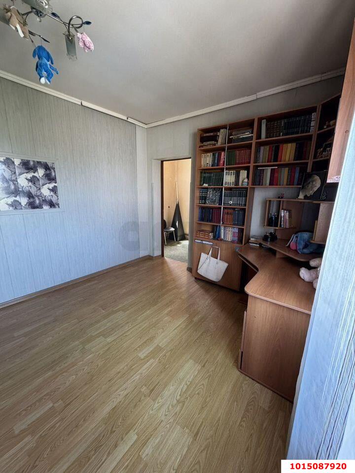 Фото №10: Дом 177&nbsp;м² + 4&nbsp;сот., 3&nbsp;эт. - Калина, мкр. Прикубанский внутригородской округ, ул. Клубничная, 253