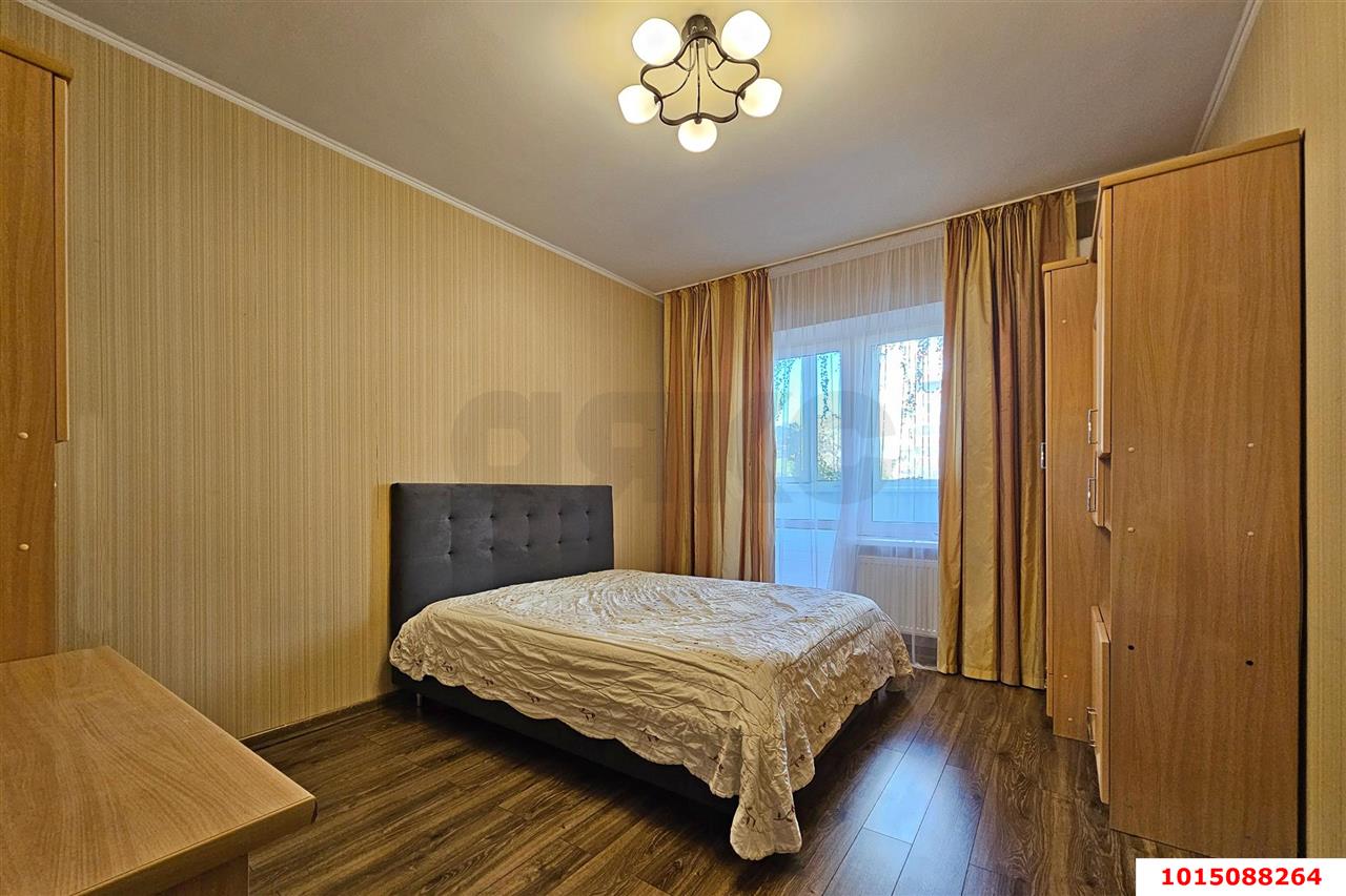 Фото №8: 3-комнатная квартира 110&nbsp;м², 1/8&nbsp;эт. - Краснодар, Прикубанский внутригородской округ, мкр. Восточно-Кругликовский, ул. Черкасская, 95