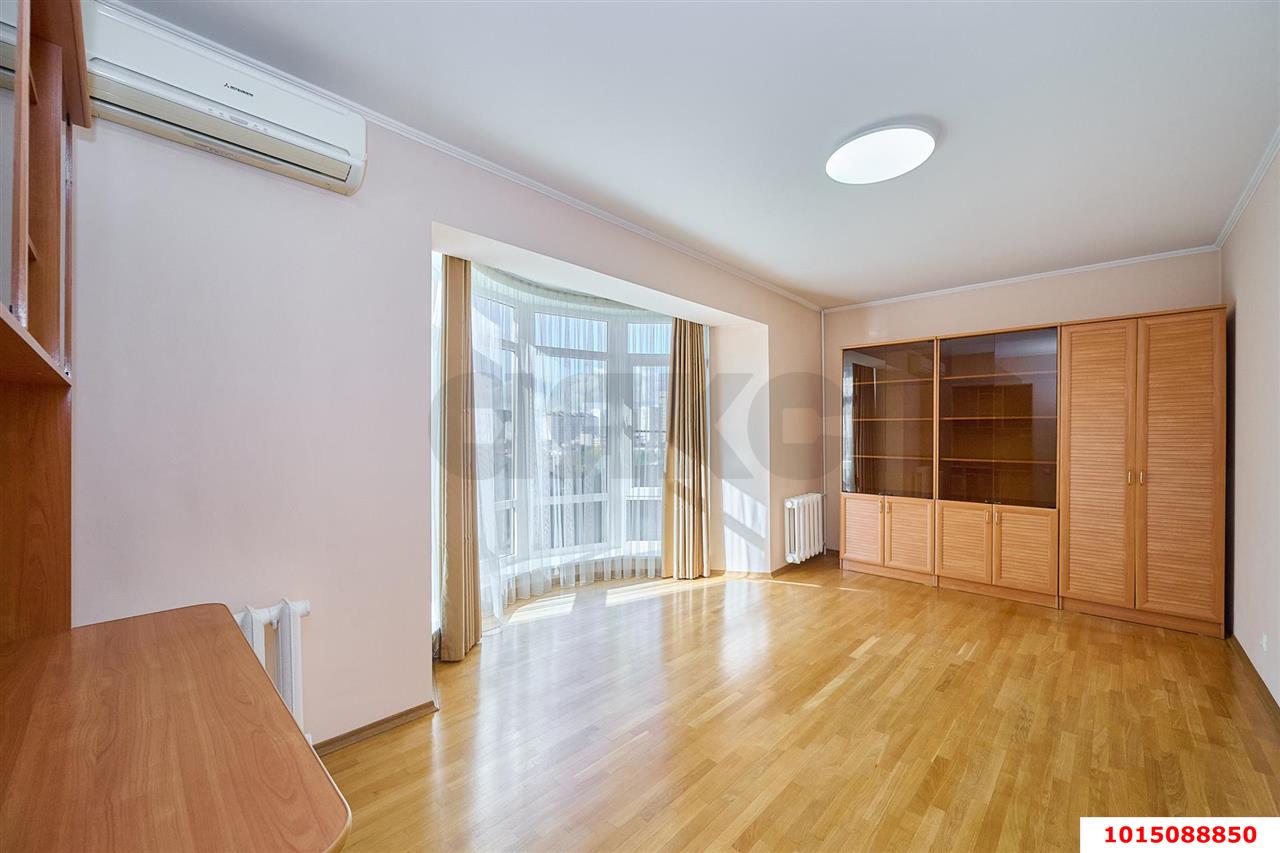 Фото №7: 2-комнатная квартира 80&nbsp;м², 5/5&nbsp;эт. - Краснодар, Прикубанский внутригородской округ, Солнечный, мкр. Фестивальный, ул. Ивана Кияшко, 6