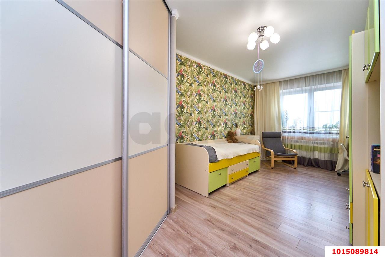 Фото №8: 3-комнатная квартира 100&nbsp;м², 14/25&nbsp;эт. - Краснодар, Центральный внутригородской округ, мкр. Центральный, ул. Железнодорожная, 24