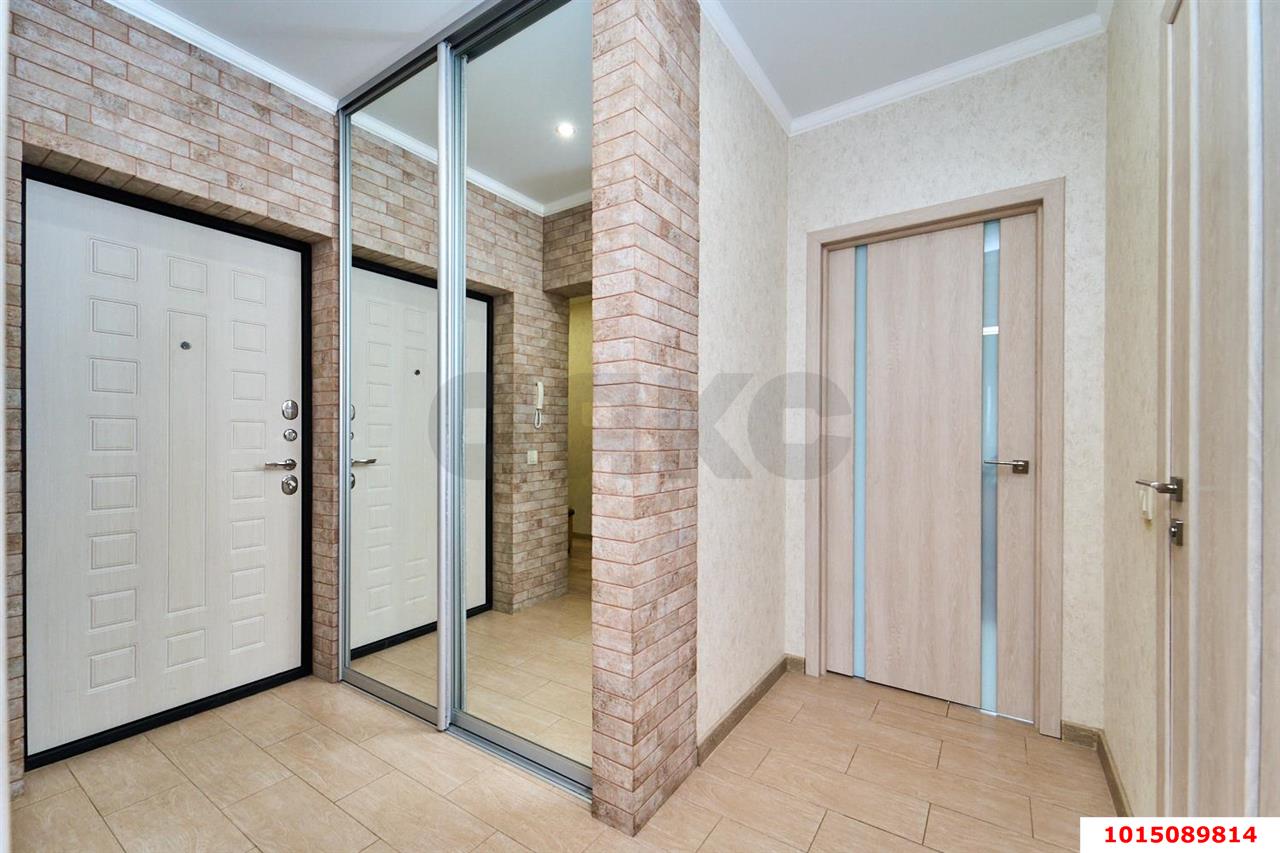 Фото №16: 3-комнатная квартира 100&nbsp;м², 14/25&nbsp;эт. - Краснодар, Центральный внутригородской округ, мкр. Центральный, ул. Железнодорожная, 24