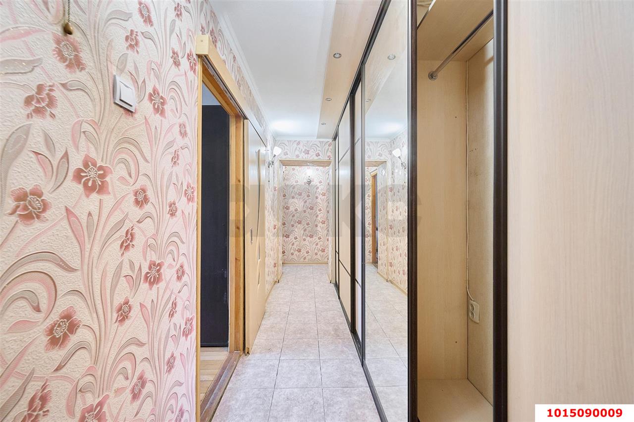 Фото №11: 3-комнатная квартира 60&nbsp;м², 1/9&nbsp;эт. - Краснодар, Карасунский внутригородской округ, мкр. Комсомольский, ул. Сормовская, 163