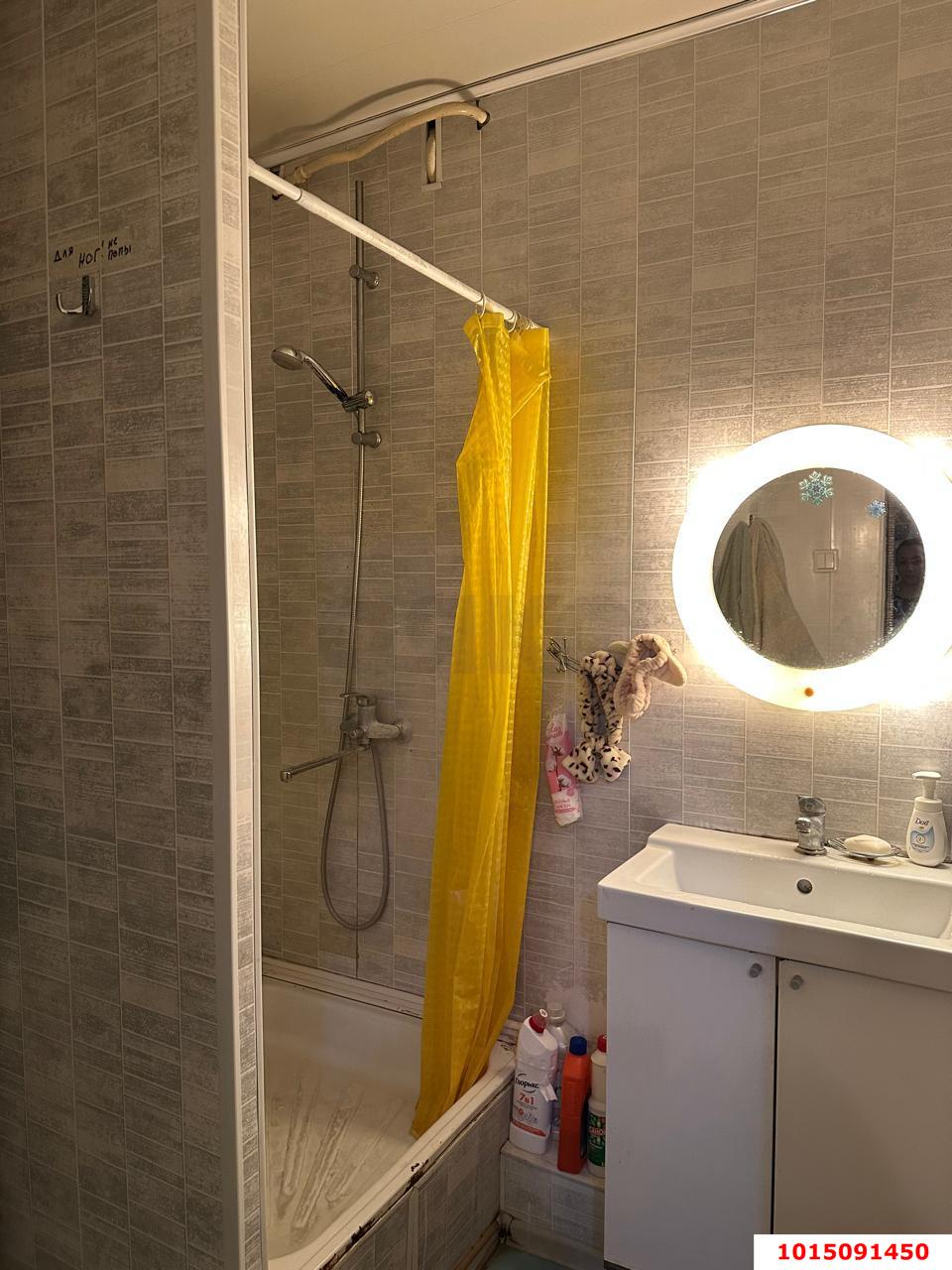 Фото №10: 3-комнатная квартира 61&nbsp;м², 1/2&nbsp;эт. - Краснодар, Центральный внутригородской округ, мкр. Центральный, ул. Мира, 78