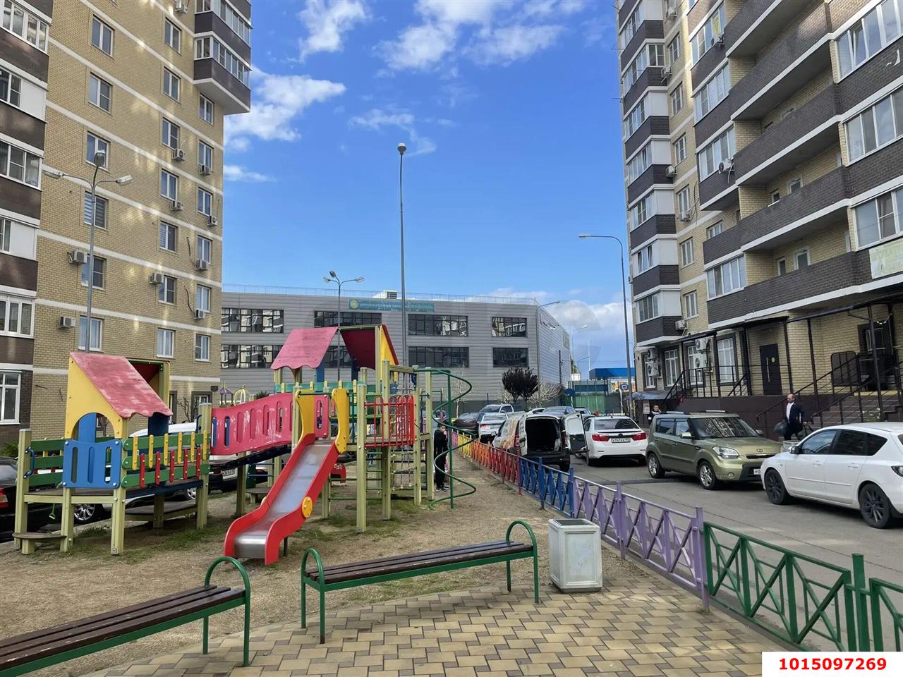 Фото №1: 2-комнатная квартира 58&nbsp;м², 6/16&nbsp;эт. - Краснодар, Карасунский внутригородской округ, мкр. Комсомольский, ул. Уральская, 166/2
