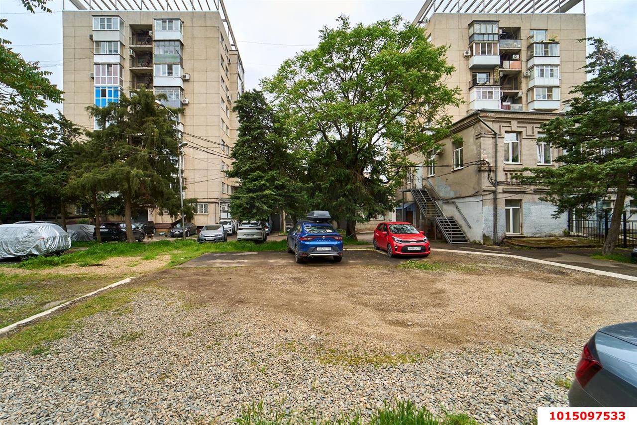 Фото №18: 3-комнатная квартира 61&nbsp;м², 2/9&nbsp;эт. - Краснодар, Центральный внутригородской округ, мкр. Центральный, ул. Красная, 40