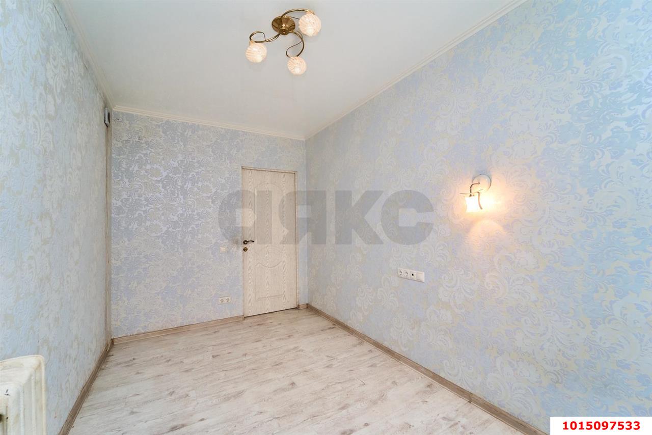 Фото №9: 3-комнатная квартира 61&nbsp;м², 2/9&nbsp;эт. - Краснодар, Центральный внутригородской округ, мкр. Центральный, ул. Красная, 40