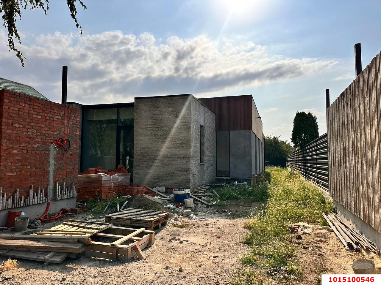Фото №3: Дом 166&nbsp;м² + 8&nbsp;сот., 1&nbsp;эт. - Краснодар, Прикубанский внутригородской округ, Калинино, мкр. Завод Радиоизмерительных Приборов, ул. Ирклиевская, 17