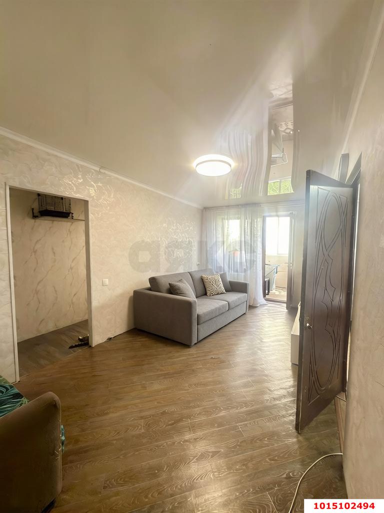 Фото №1: 2-комнатная квартира 45&nbsp;м², 4/4&nbsp;эт. - Краснодар, Карасунский внутригородской округ, мкр. Черёмушки, ул. Ставропольская, 107/6