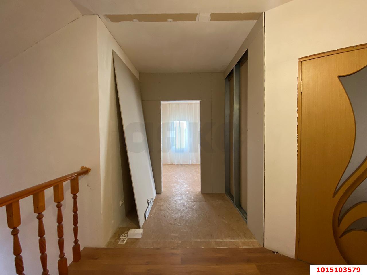 Фото №12: Дом 220&nbsp;м² + 4&nbsp;сот., 2&nbsp;эт. - Калина, мкр. Прикубанский внутригородской округ, ул. Клубничная, 248