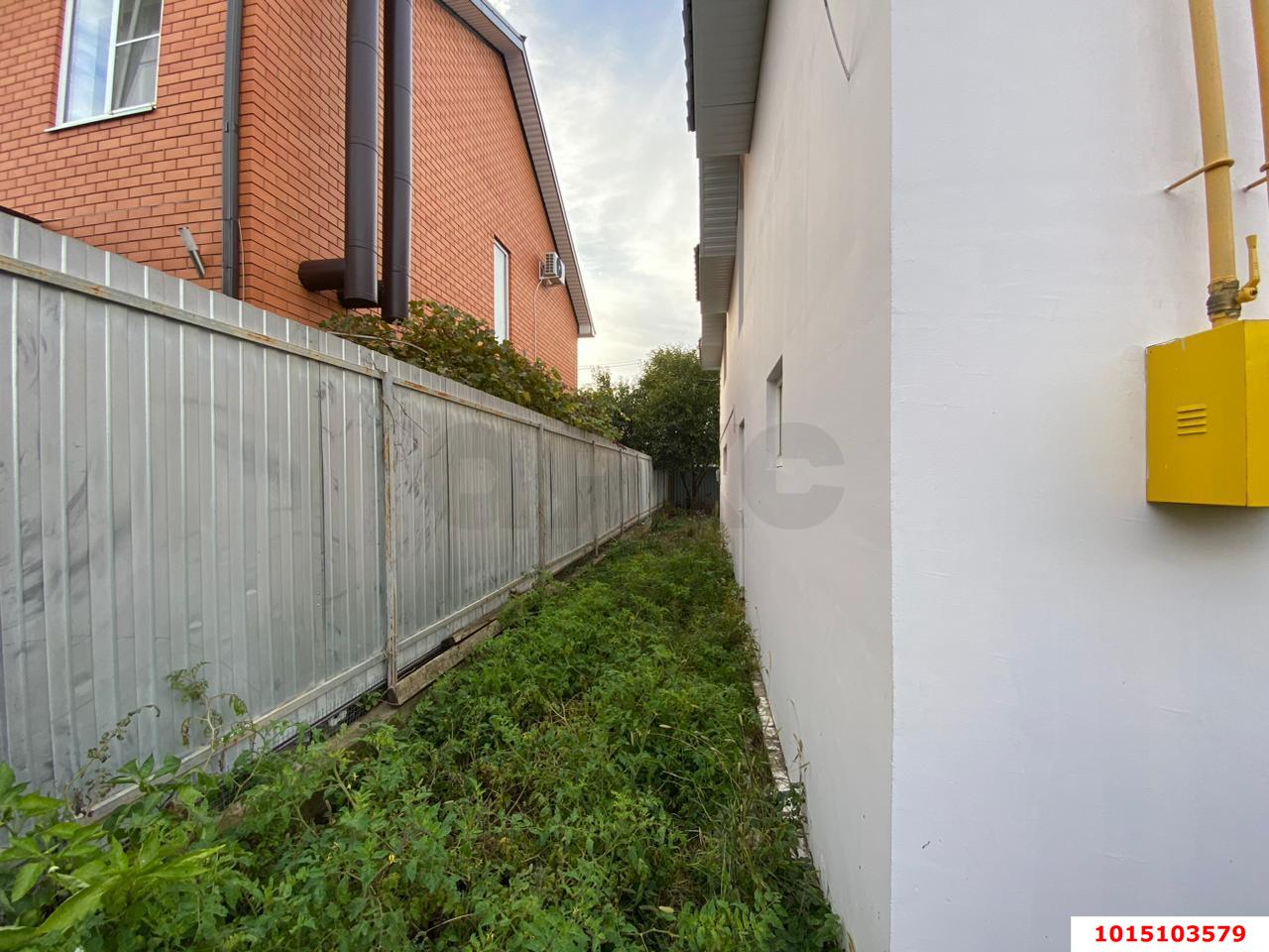 Фото №21: Дом 220&nbsp;м² + 4&nbsp;сот., 2&nbsp;эт. - Калина, мкр. Прикубанский внутригородской округ, ул. Клубничная, 248