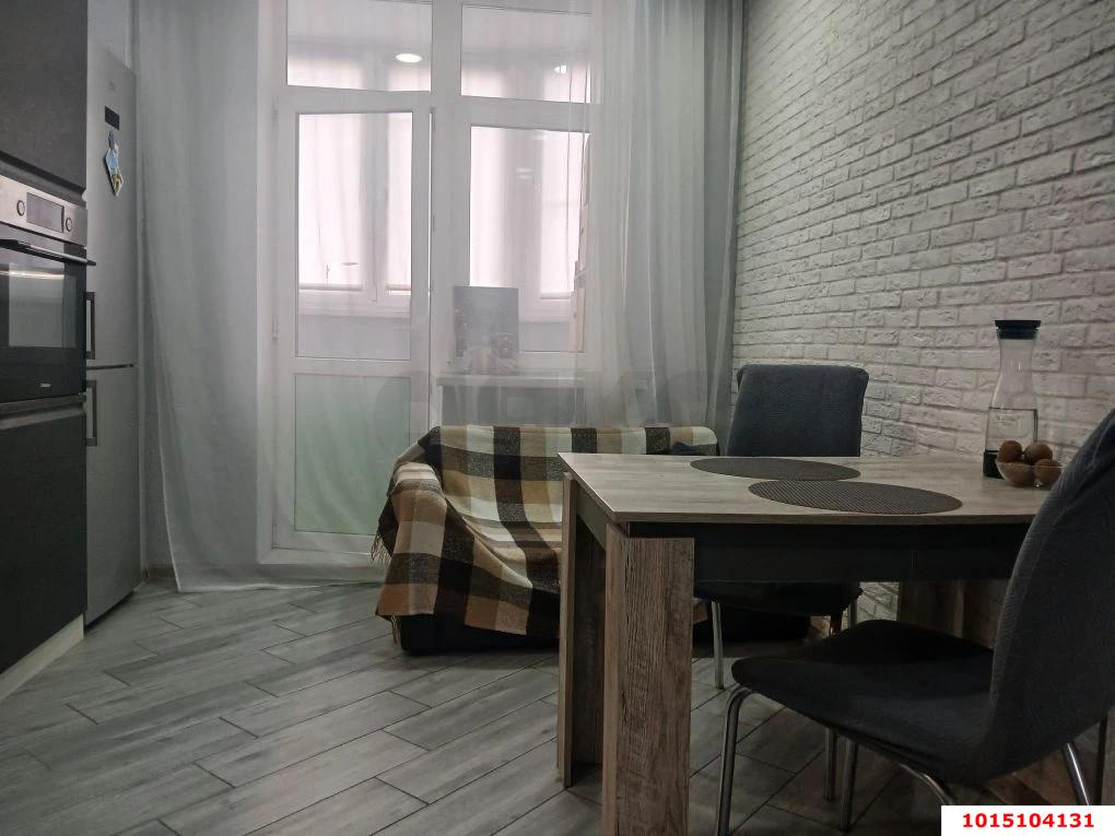 Фото №2: 2-комнатная квартира 58&nbsp;м², 15/23&nbsp;эт. - Краснодар, Прикубанский внутригородской округ, мкр. ЖК Губернский, ул. им. Героя Яцкова И.В., 17к1