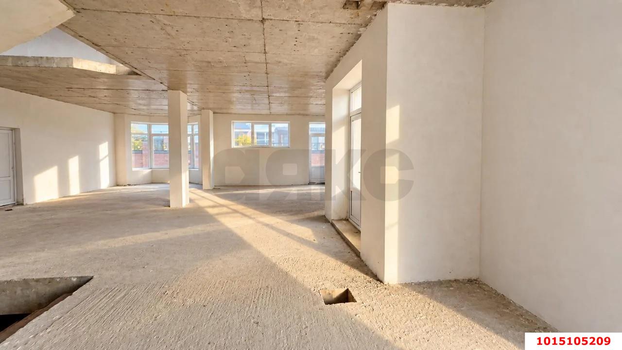 Фото №10: Дом 320&nbsp;м² + 12.3&nbsp;сот., 2&nbsp;эт. - Краснодар, Прикубанский внутригородской округ, Новый, мкр. КП Эллада, ул. Дубравная, 14