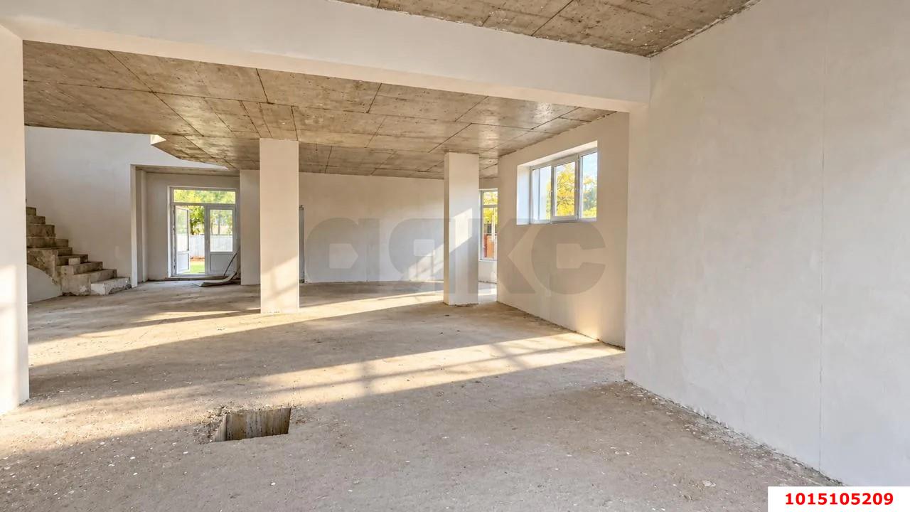 Фото №9: Дом 320&nbsp;м² + 12.3&nbsp;сот., 2&nbsp;эт. - Краснодар, Прикубанский внутригородской округ, Новый, мкр. КП Эллада, ул. Дубравная, 14