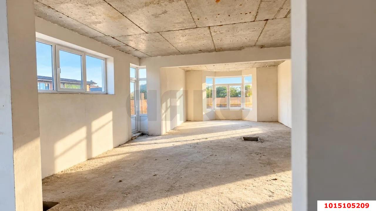 Фото №12: Дом 320&nbsp;м² + 12.3&nbsp;сот., 2&nbsp;эт. - Краснодар, Прикубанский внутригородской округ, Новый, мкр. КП Эллада, ул. Дубравная, 14