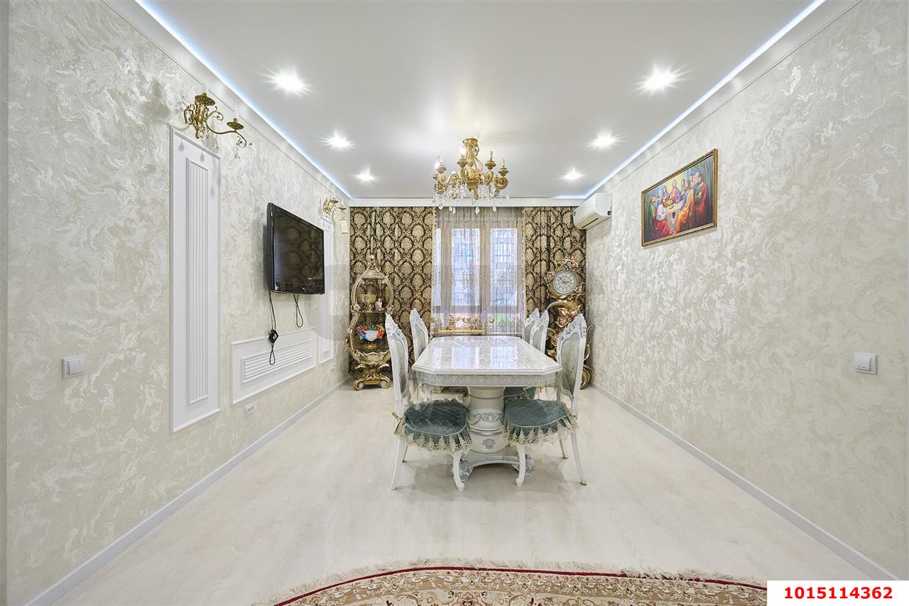 Фото №1: 2-комнатная квартира 87&nbsp;м², 3/24&nbsp;эт. - Краснодар, Прикубанский внутригородской округ, мкр. Любимово, 2/1