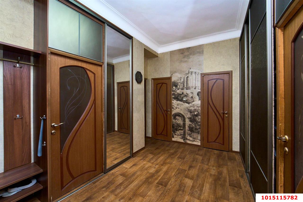 Фото №4: 3-комнатная квартира 94&nbsp;м², 2/2&nbsp;эт. - Краснодар, Центральный внутригородской округ, мкр. Центральный, ул. Гудимы, 64