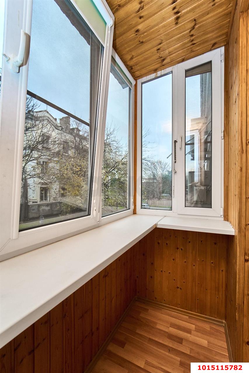 Фото №9: 3-комнатная квартира 94&nbsp;м², 2/2&nbsp;эт. - Краснодар, Центральный внутригородской округ, мкр. Центральный, ул. Гудимы, 64