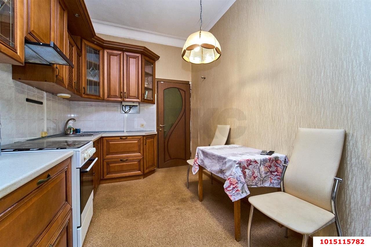 Фото №5: 3-комнатная квартира 94&nbsp;м², 2/2&nbsp;эт. - Краснодар, Центральный внутригородской округ, мкр. Центральный, ул. Гудимы, 64