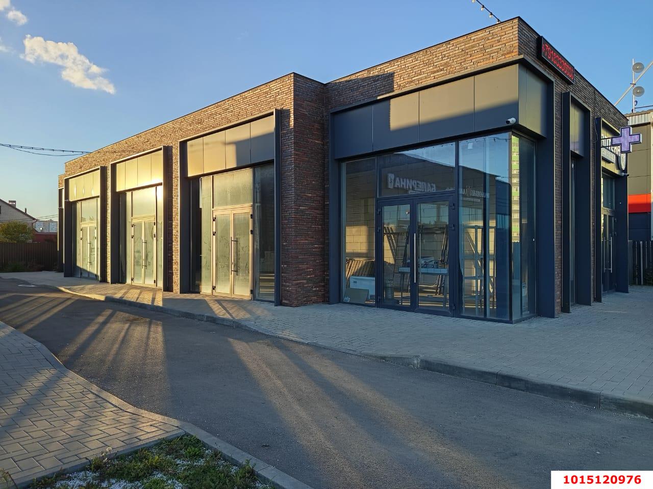 Фото №3: Торговое помещение 170&nbsp;м², 1/1&nbsp;эт. - Плодородный, мкр. Прикубанский внутригородской округ, пр-д Черёмуховый, 29