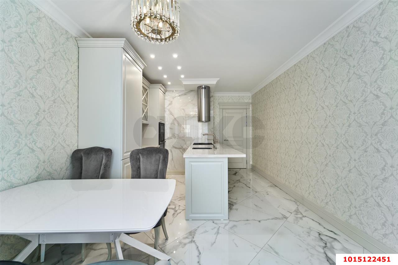 Фото №4: 3-комнатная квартира 114&nbsp;м², 2/25&nbsp;эт. - Краснодар, Прикубанский внутригородской округ, Фестивальный, Отделение № 1 совхоза Солнечный, мкр. ЖК Седьмой Континент, ул. Совхозная, 1к5