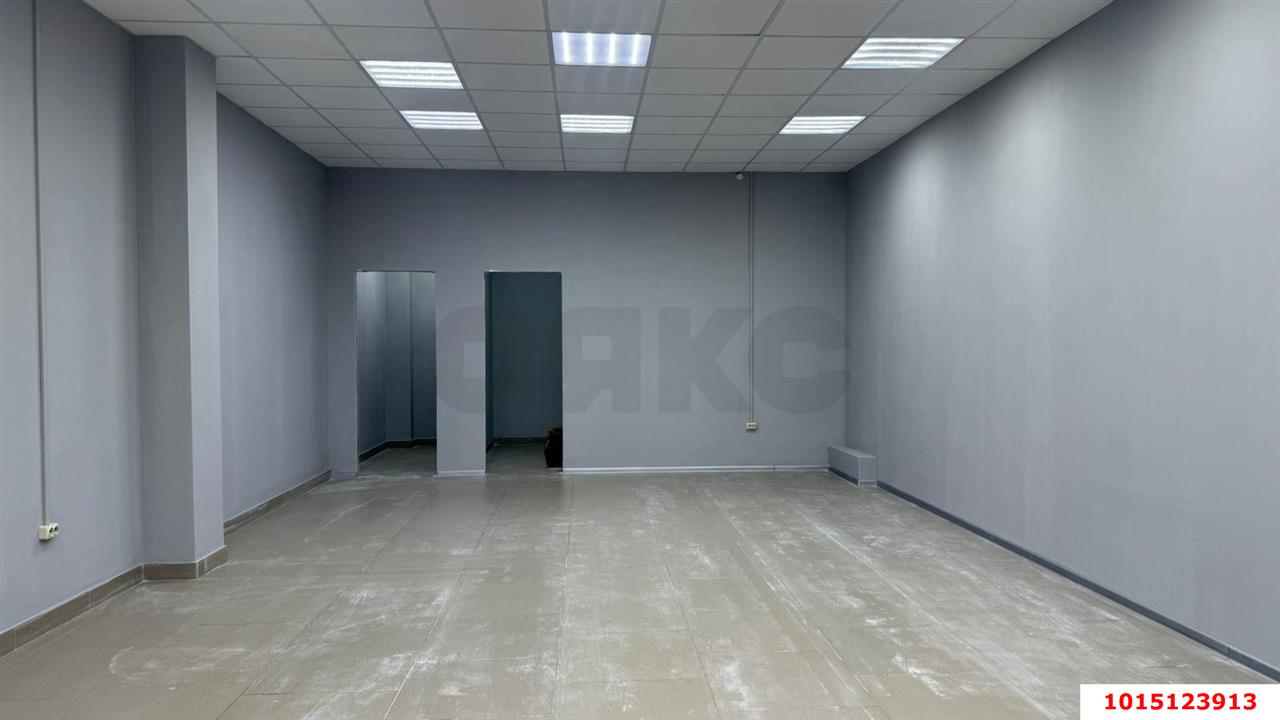 Фото №7: Торговое помещение 60&nbsp;м², 1/2&nbsp;эт. - Южный, ул. Войсковая, 8/5