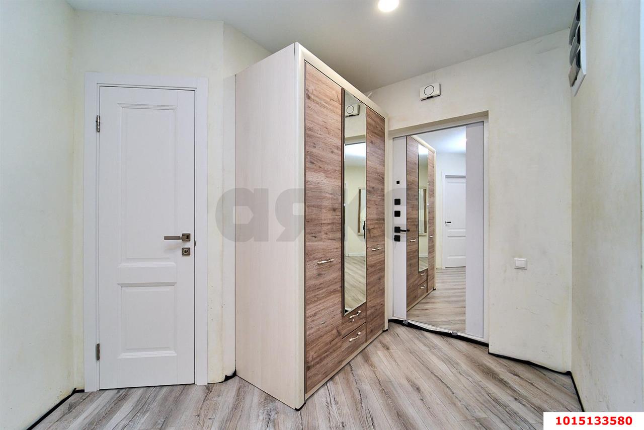 Фото №8: 3-комнатная квартира 92&nbsp;м², 3/24&nbsp;эт. - Краснодар, Прикубанский внутригородской округ, Микрохирургии глаза, мкр. жилой комплекс Сограт, ул. Красных Партизан, 4/15