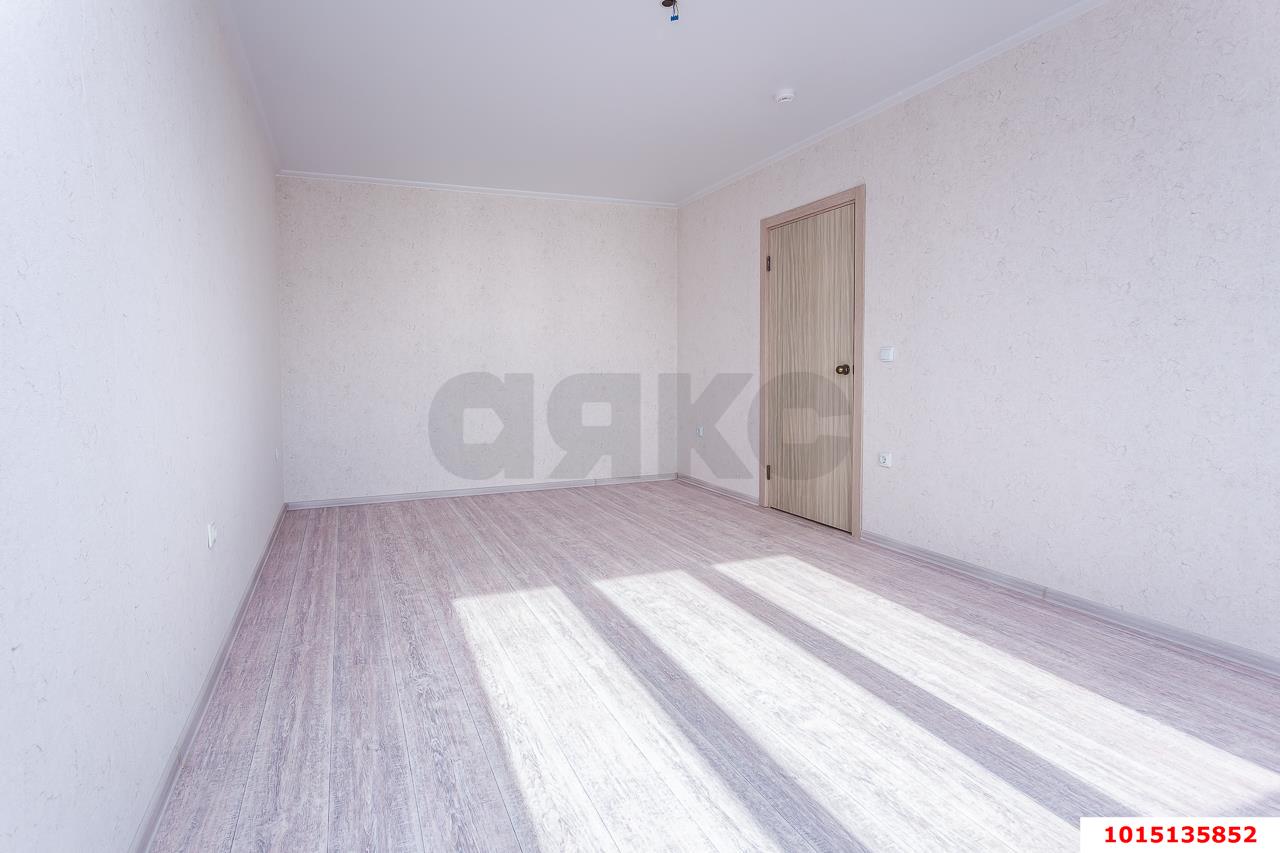 Фото №6: 1-комнатная квартира 43&nbsp;м², 14/16&nbsp;эт. - Краснодар, Карасунский внутригородской округ, мкр. Почтовый, ул. имени Валерия Гассия, 20