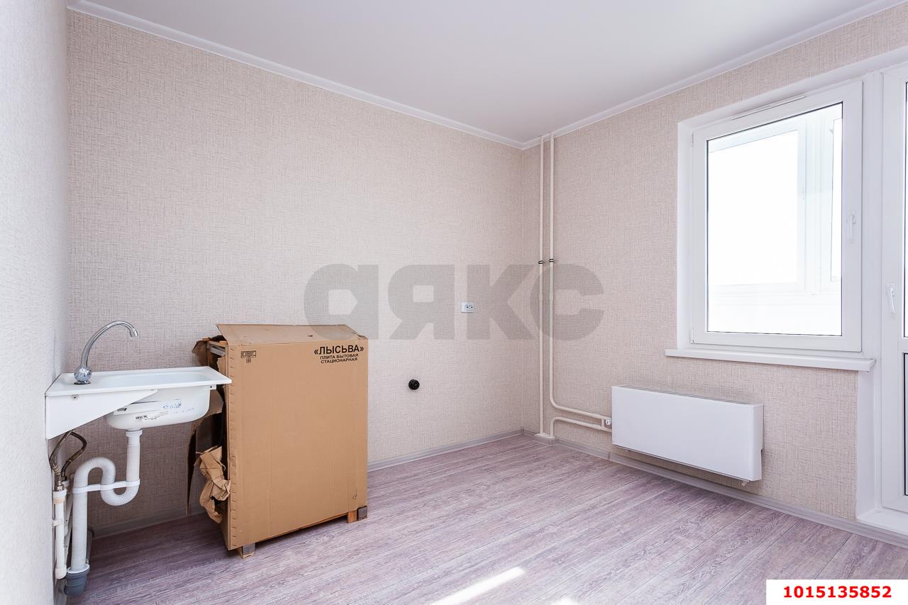 Фото №2: 1-комнатная квартира 43&nbsp;м², 14/16&nbsp;эт. - Краснодар, Карасунский внутригородской округ, мкр. Почтовый, ул. имени Валерия Гассия, 20