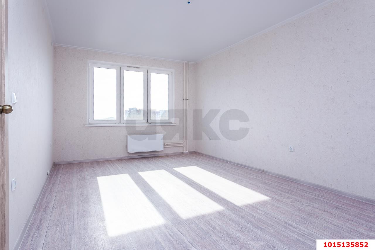 Фото №4: 1-комнатная квартира 43&nbsp;м², 14/16&nbsp;эт. - Краснодар, Карасунский внутригородской округ, мкр. Почтовый, ул. имени Валерия Гассия, 20