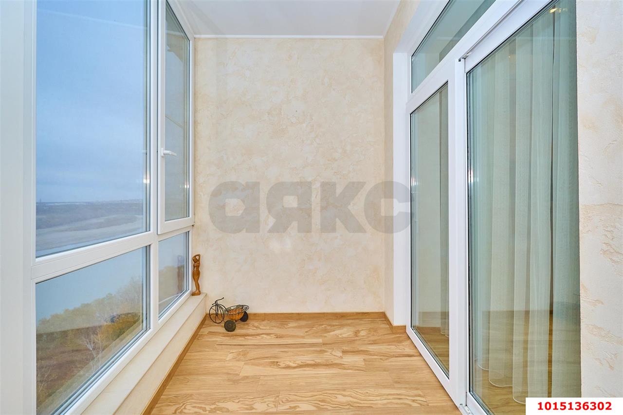 Фото №6: 2-комнатная квартира 98&nbsp;м², 13/24&nbsp;эт. - Краснодар, Западный внутригородской округ, ЖК Новый Город, мкр. Юбилейный, б-р Клары Лучко, 16