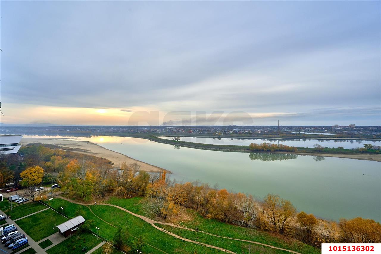 Фото №18: 2-комнатная квартира 98&nbsp;м², 13/24&nbsp;эт. - Краснодар, Западный внутригородской округ, ЖК Новый Город, мкр. Юбилейный, б-р Клары Лучко, 16