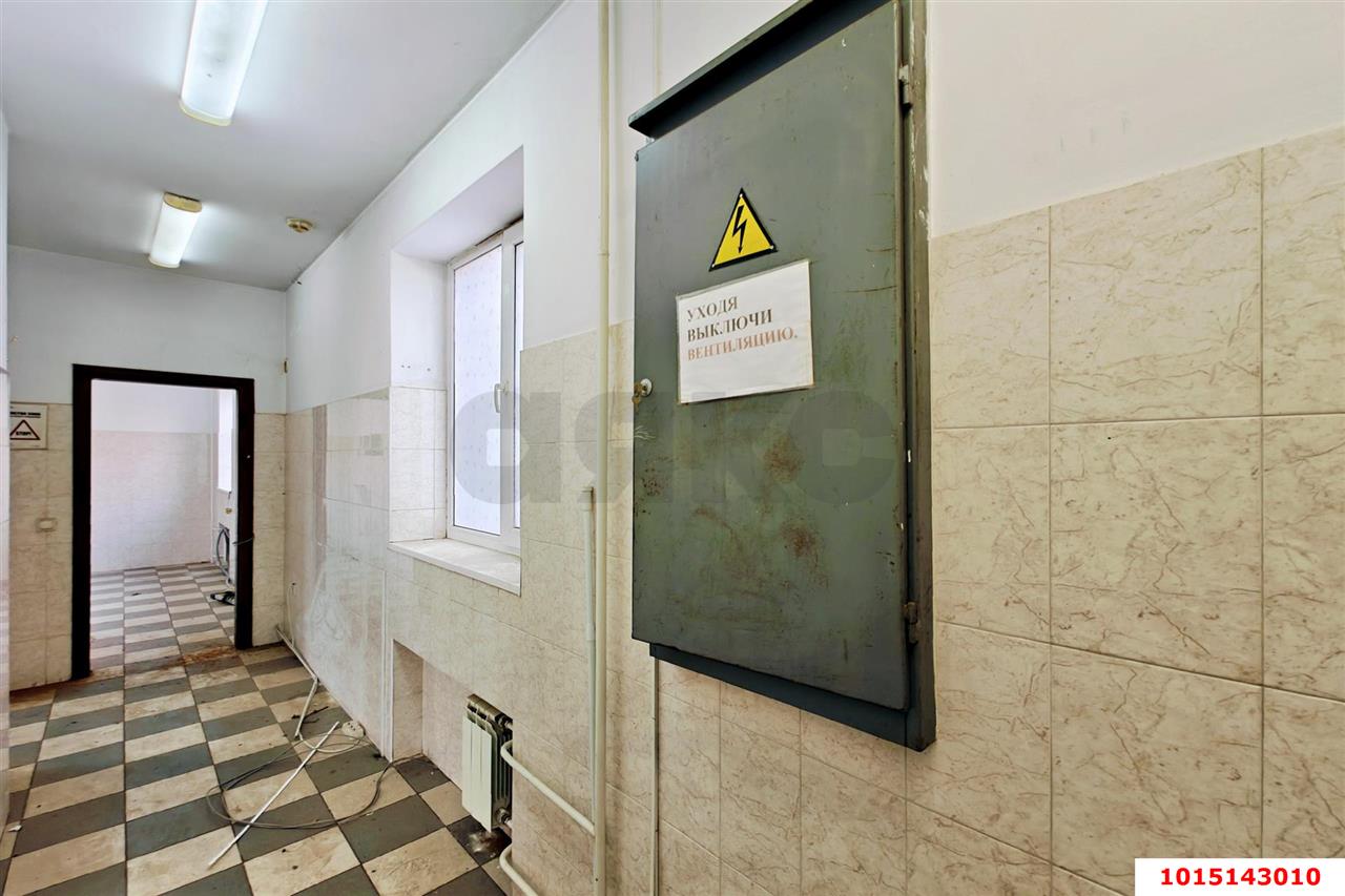 Фото №11: Отдельное здание 150&nbsp;м², 1/2&nbsp;эт. - Краснодар, Западный внутригородской округ, мкр. Фестивальный, ул. Бабушкина, 148