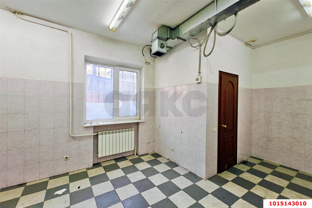 Фото №8: Отдельное здание 150&nbsp;м², 1/2&nbsp;эт. - Краснодар, Западный внутригородской округ, мкр. Фестивальный, ул. Бабушкина, 148