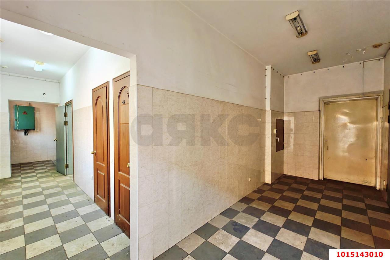 Фото №4: Отдельное здание 150&nbsp;м², 1/2&nbsp;эт. - Краснодар, Западный внутригородской округ, мкр. Фестивальный, ул. Бабушкина, 148