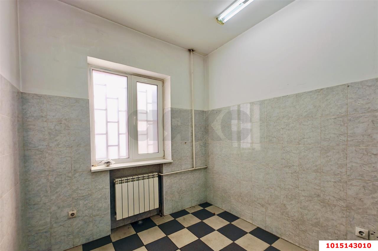 Фото №9: Отдельное здание 150&nbsp;м², 1/2&nbsp;эт. - Краснодар, Западный внутригородской округ, мкр. Фестивальный, ул. Бабушкина, 148