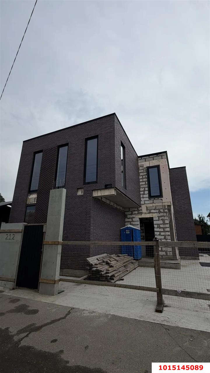Фото №3: Дом 172&nbsp;м² + 3&nbsp;сот., 2&nbsp;эт. - Краснодар, Западный внутригородской округ, мкр. Фестивальный, ул. Артиллерийская, 212