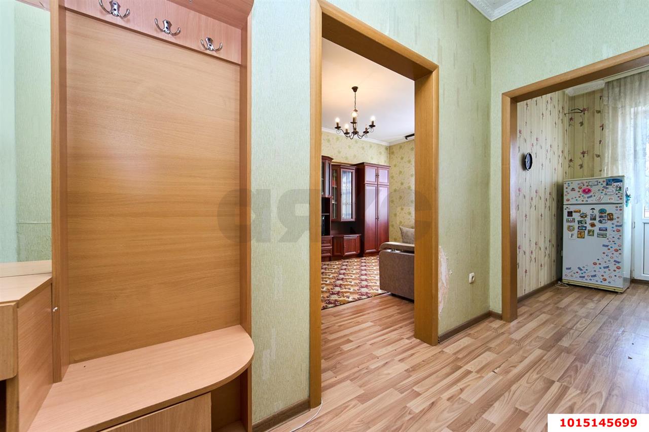 Фото №7: 1-комнатная квартира 38&nbsp;м², 3/3&nbsp;эт. - Краснодар, Прикубанский внутригородской округ, Калинино, мкр. Завод Радиоизмерительных Приборов, ул. Каравайная, 33