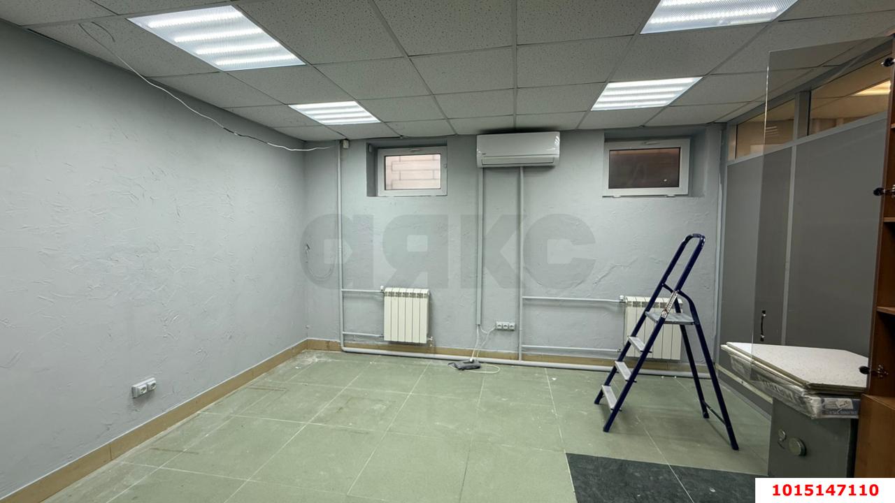 Фото №4: Офисное помещение 65&nbsp;м², 4&nbsp;эт. - Краснодар, мкр. Западный внутригородской округ, ул. Красная, 155/2