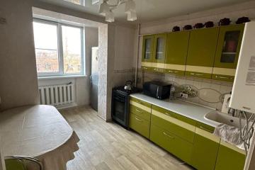 Фото №1: 2-комнатная квартира 48 м², 3/5 эт. - Яблоновский, ул. Фридриха Энгельса, 24
