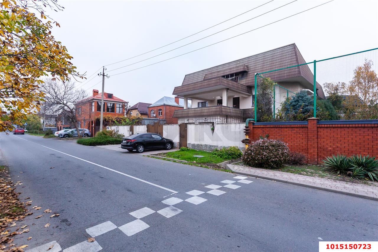 Фото №16: Дом 385&nbsp;м² + 3.15&nbsp;сот., 3&nbsp;эт. - Краснодар, Западный внутригородской округ, мкр. Фестивальный, ул. Михаила Власова, 157