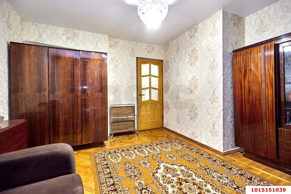 Фото №10: 2-комнатная квартира 50&nbsp;м², 2/5&nbsp;эт. - Краснодар, Западный внутригородской округ, мкр. Центральный, ул. Мира, 40