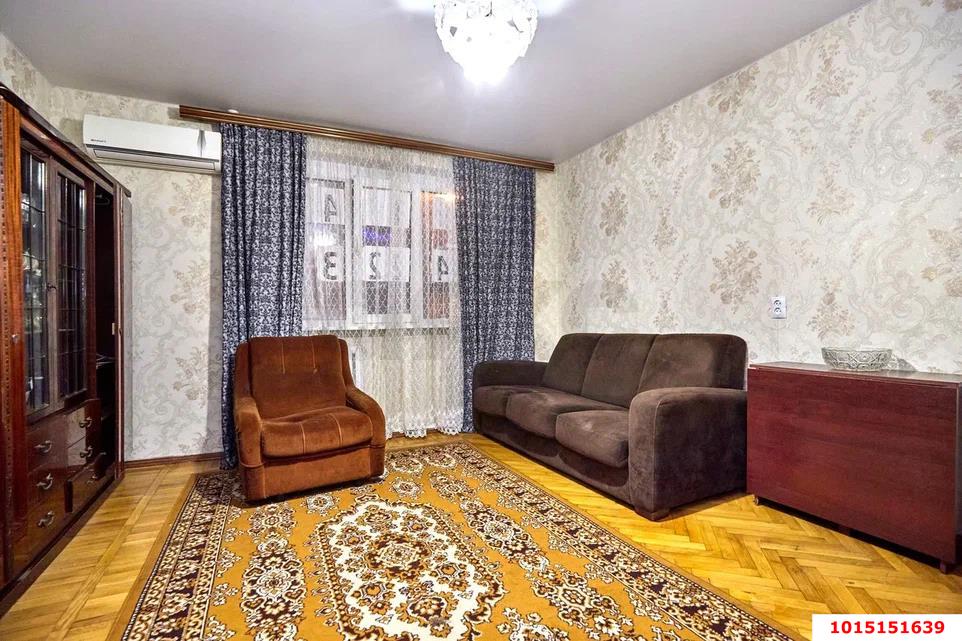 Фото №9: 2-комнатная квартира 50&nbsp;м², 2/5&nbsp;эт. - Краснодар, Западный внутригородской округ, мкр. Центральный, ул. Мира, 40