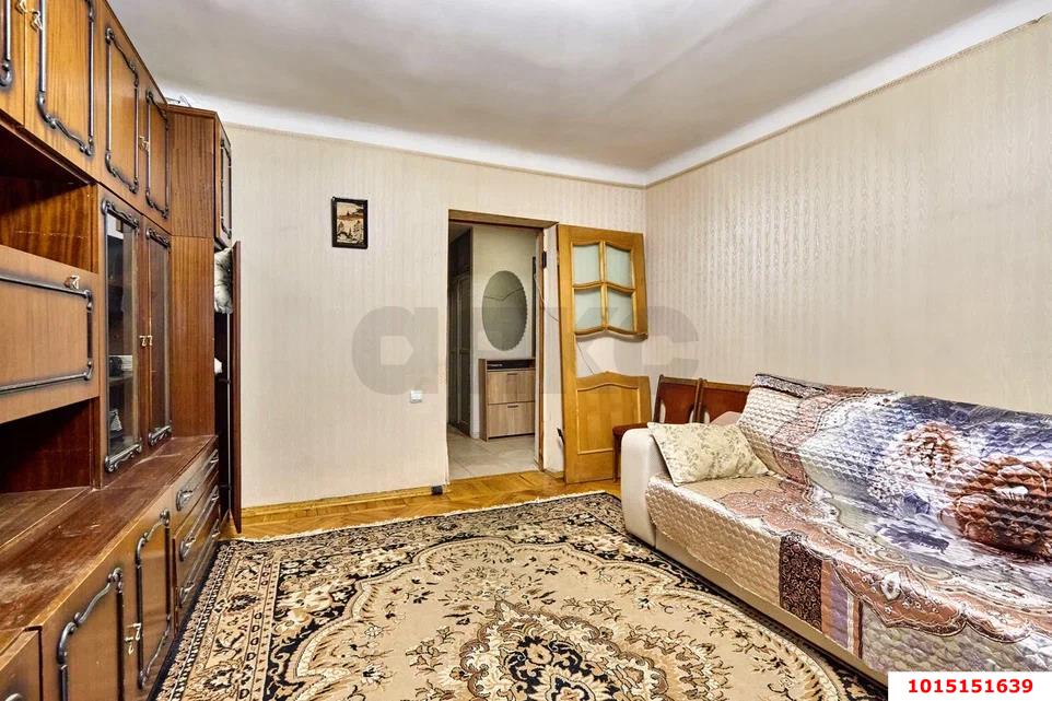 Фото №5: 2-комнатная квартира 50&nbsp;м², 2/5&nbsp;эт. - Краснодар, Западный внутригородской округ, мкр. Центральный, ул. Мира, 40